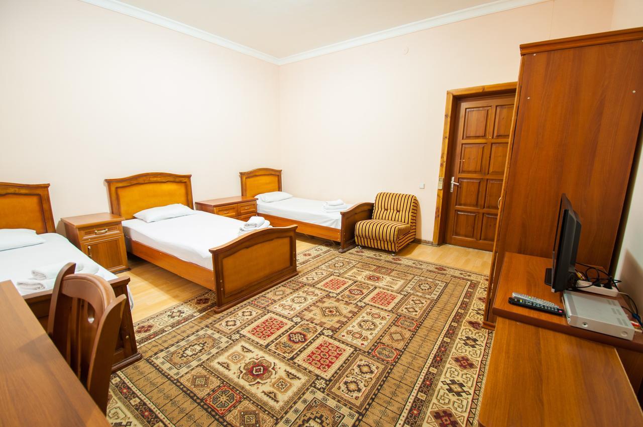 Hôtel Crown à Tachkent Extérieur photo